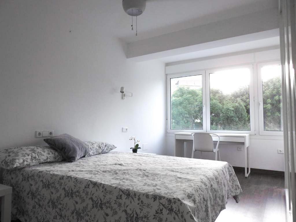 Carihuela Beach Suite Apartment 托雷莫利诺斯 外观 照片