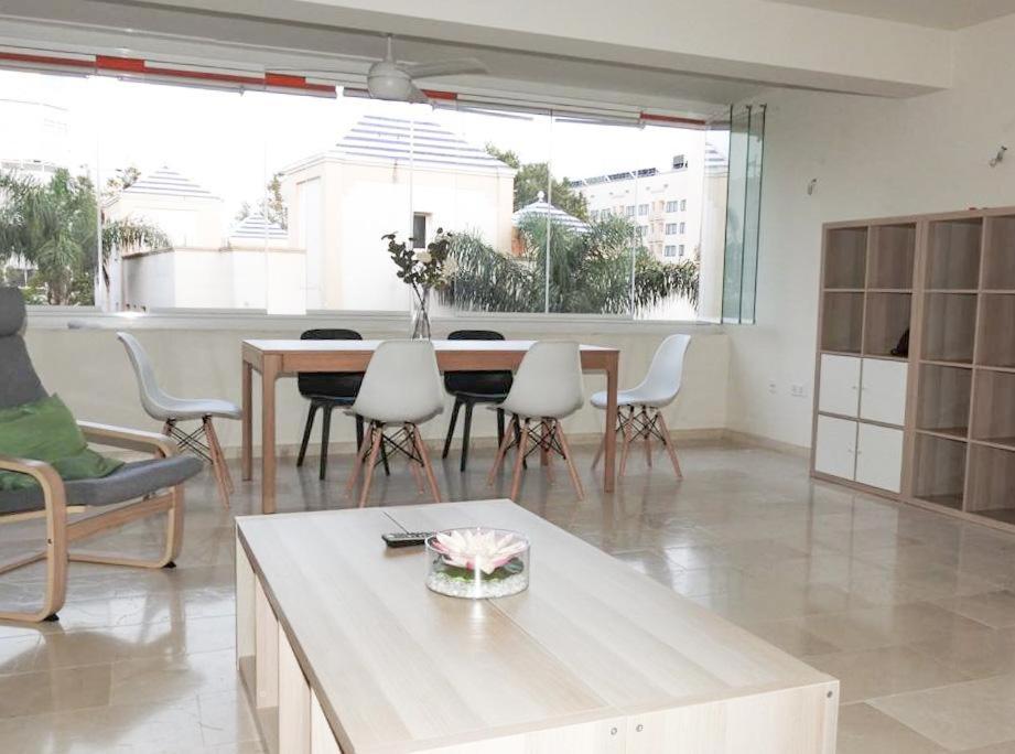 Carihuela Beach Suite Apartment 托雷莫利诺斯 外观 照片