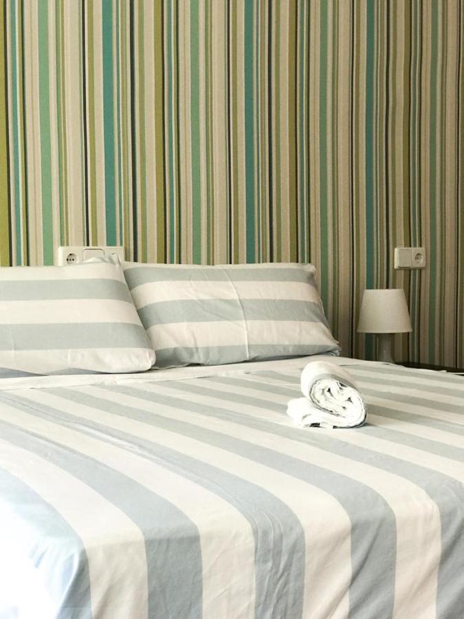 Carihuela Beach Suite Apartment 托雷莫利诺斯 外观 照片
