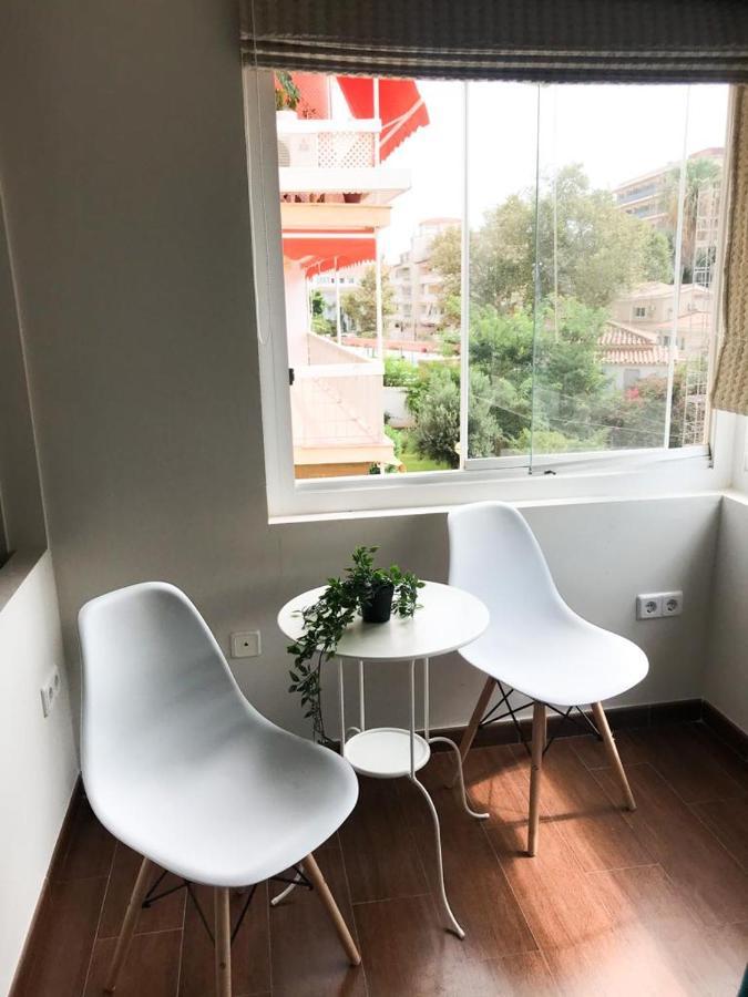 Carihuela Beach Suite Apartment 托雷莫利诺斯 外观 照片